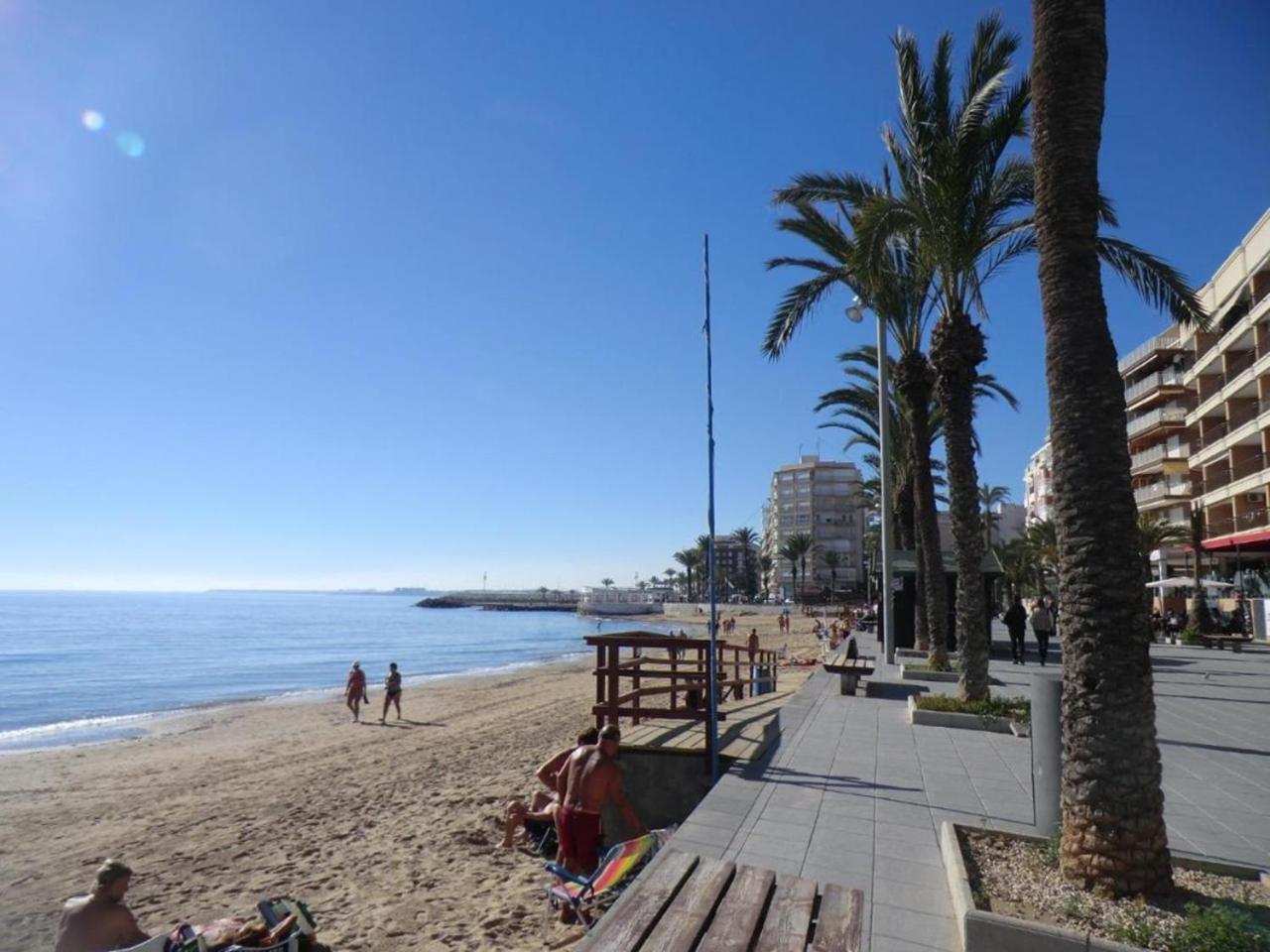 Casa Amorosa Apartment With Pool - Close To Beach, City Centre And Bus Station Torrevieja Exteriör bild